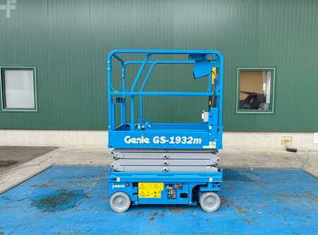 Pracovní plošina s nůžkovým zdvihem  Genie GS-1932m E-Drive (1)