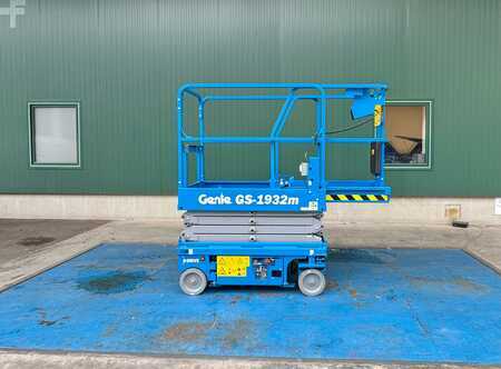 Pracovní plošina s nůžkovým zdvihem  Genie GS-1932m E-Drive (2)