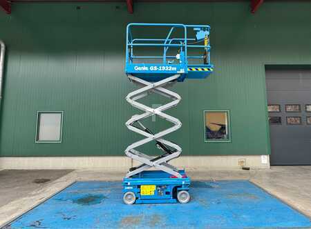 Pracovní plošina s nůžkovým zdvihem  Genie GS-1932m E-Drive (4)