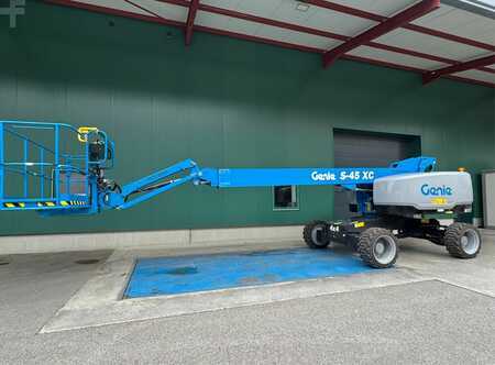 Outro - Genie S-45 XC (4)
