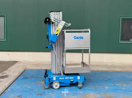 Erikoislaiteet 2024  Genie AWP-20S AC (1)