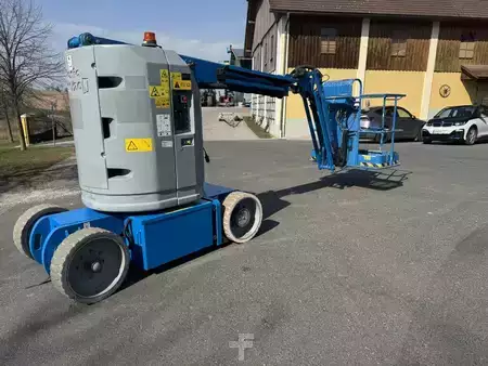 Miscelaneo 2012  Genie Z-30/20N RJ (2)