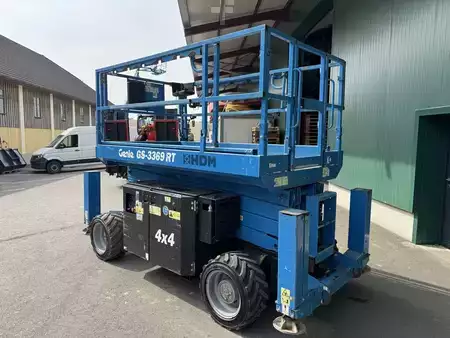 Plataforma Tijera 2017  Genie GS-3369 RT (4)