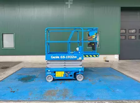 Piattaforme aeree a pantografo 2025  Genie GS-1932m E-Drive (2)