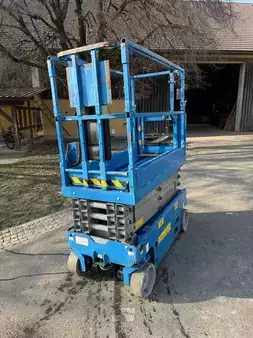 Piattaforme aeree a pantografo 2018  Genie GS-1932 (3)