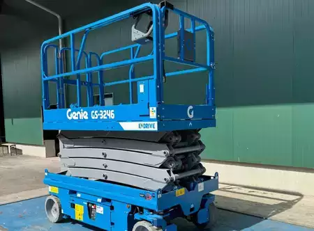 Piattaforme aeree a pantografo 2025  Genie GS-3246 E-Drive (3)