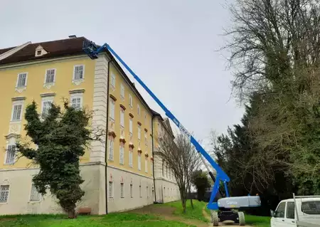 Podnośnik teleskopowy 2026  Genie S-85 XC FE (2)