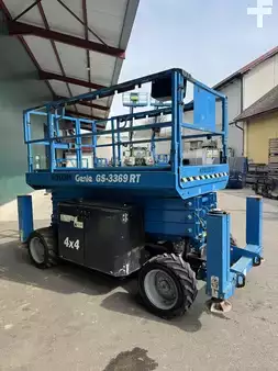 Schaarhoogwerker 2017  Genie GS-3369 RT (1)