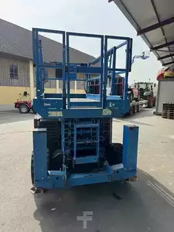 Schaarhoogwerker 2017  Genie GS-3369 RT (5)