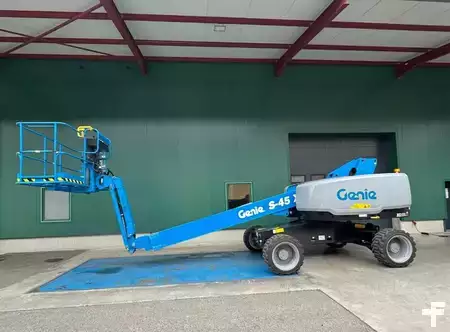 Podnośnik teleskopowy 2025  Genie S-45 XC (1)