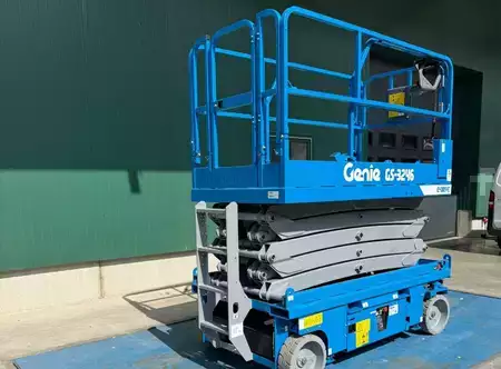 Ollós munka emelvény 2025  Genie GS-3246 E-Drive (2)
