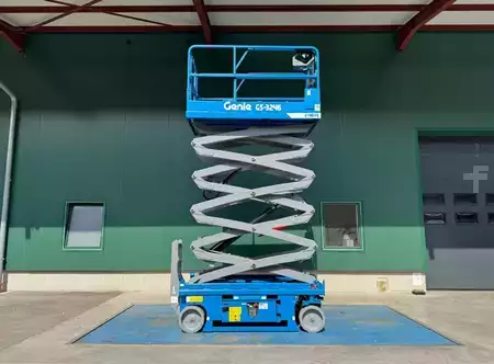 Ollós munka emelvény 2025  Genie GS-3246 E-Drive (4)