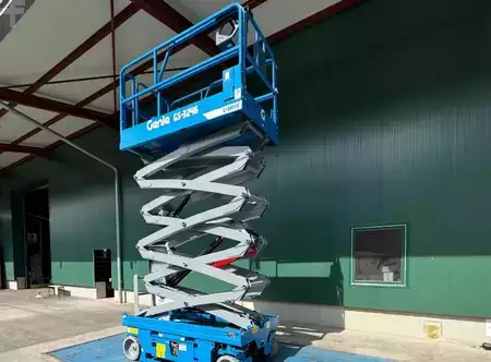 Ollós munka emelvény 2025  Genie GS-3246 E-Drive (6)