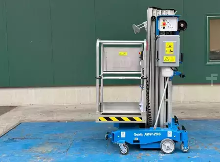 Speciális készülékek 2025  Genie AWP-25S AC (4)