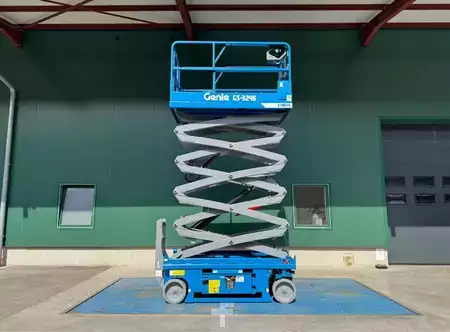 Schaarhoogwerker 2025  Genie GS-3246 E-Drive (4)