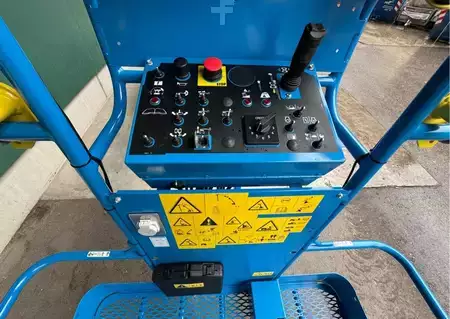 Teleskopická plošina 2024  Genie Z-34/22 IC (3)