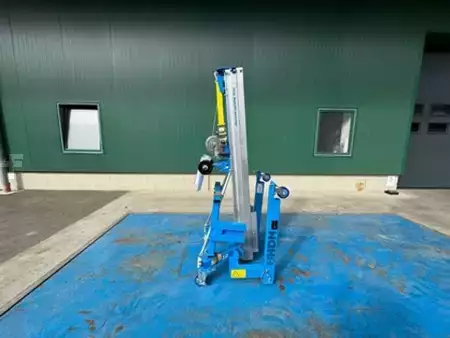 Spezialgeräte 2025  Genie SLA-10 (1)