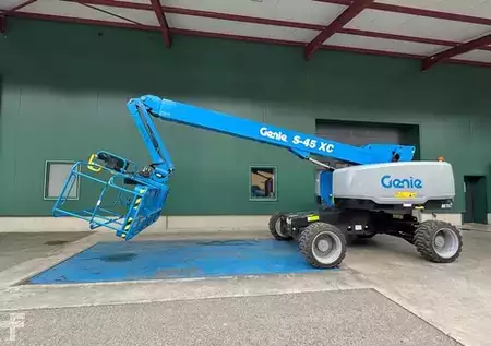 Teleskop platform 2025  Genie S-45 XC (2)