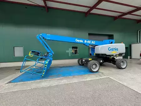 Teleskop platform 2025  Genie S-45 XC (3)