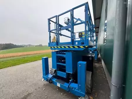 Piattaforme aeree a pantografo 2025  Genie GS-4069 DC (3)
