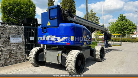 Kloubová pracovní plošina 2014 Niftylift HR 28 Hybrid / Diesel (15)
