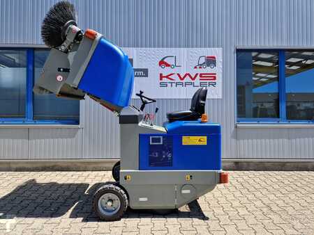 Ride-on feje/sugemaskiner 2022 Fiorentini S34B (4)