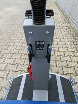 Ride On Vacuum Sweeper 2023  Fiorentini Minisweeper *Demofahrzeug* (6)