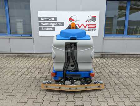 Ride-on gulvvasker 2023 Fiorentini I38UE *Demofahrzeug* (4)