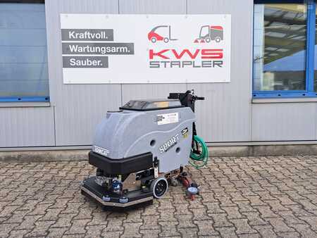 Máquina estregadora aspiradora 2024 Tomcat Sport V2 (2)