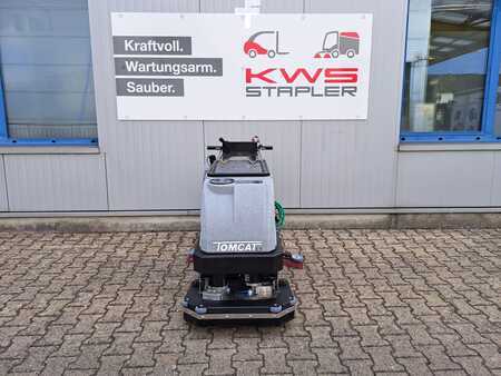 Máquina estregadora aspiradora 2024 Tomcat Sport V2 (3)