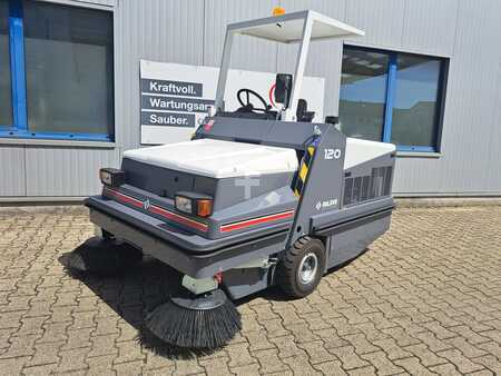 Ride-on feje/sugemaskiner 2023 Dulevo 120 DK (2)