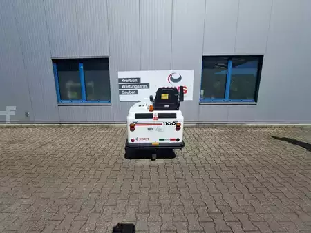 Zamiatarki próżniowe samojezdne 2025  Dulevo 1100 EH (6)