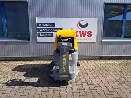 Fregadora con conductor sentado  ghibli & wirbel Ranger R 115 FD 85 BC Lithium (3)