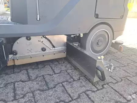 Riding scrubber dryer  Fimap Magna Cylindrical (5)