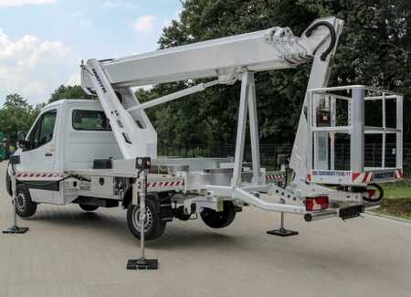 Plošina na nákladním automobilu 2024 Multitel-Pagliero MJE 250 (3)