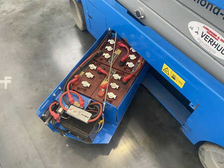 Scherenarbeitsbühne 2016  Genie GS-2032 (13)