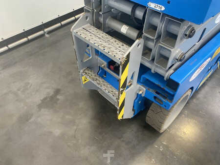 Scherenarbeitsbühne 2016  Genie GS-2032 (6)