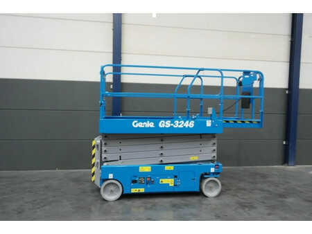 Scherenarbeitsbühne 2016  Genie GS-3246 (5)