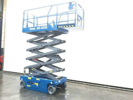 Scherenarbeitsbühne 2020  Genie GS 3246 (9)