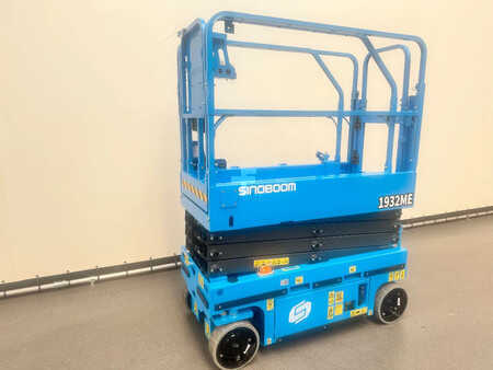 Scissor lift 2025  Sinoboom 1932ME (1)