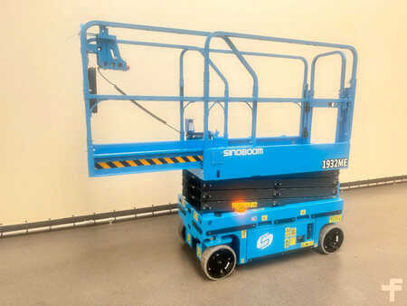 Scissor lift 2025  Sinoboom 1932ME (12)