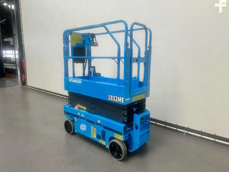 Scissor lift 2025  Sinoboom 1932ME (3)
