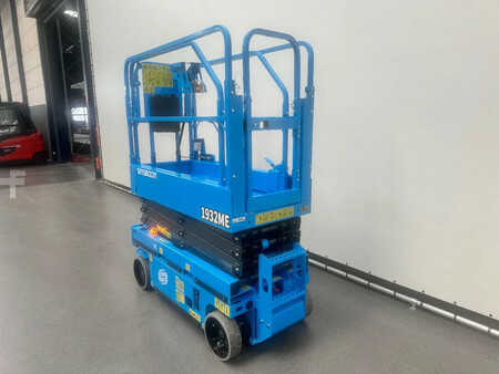 Piattaforme aeree a pantografo 2025  Sinoboom 1932ME (7)