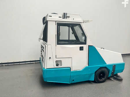 Veegmachine - TENNANT 800 (18)