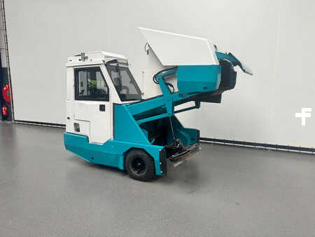 Veegmachine - TENNANT 800 (25)