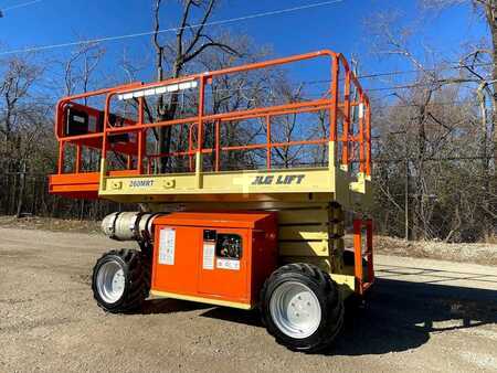Scissor lift 2016  JLG 260MRT (2)
