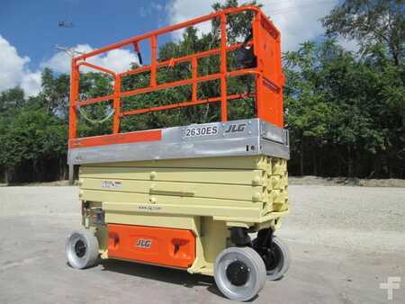 Scissor lift 2015 JLG 2630ES (10)