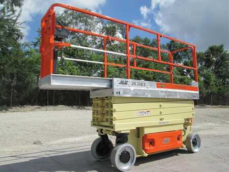 Scissor lift 2015 JLG 2630ES (3)