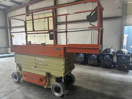 Scissor lift 2015 JLG 2632ES (4)