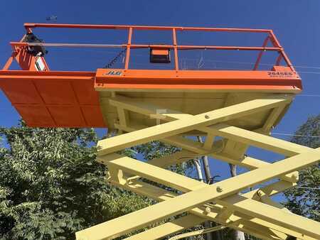 Scissor lift 2017 JLG 2646ES (10)